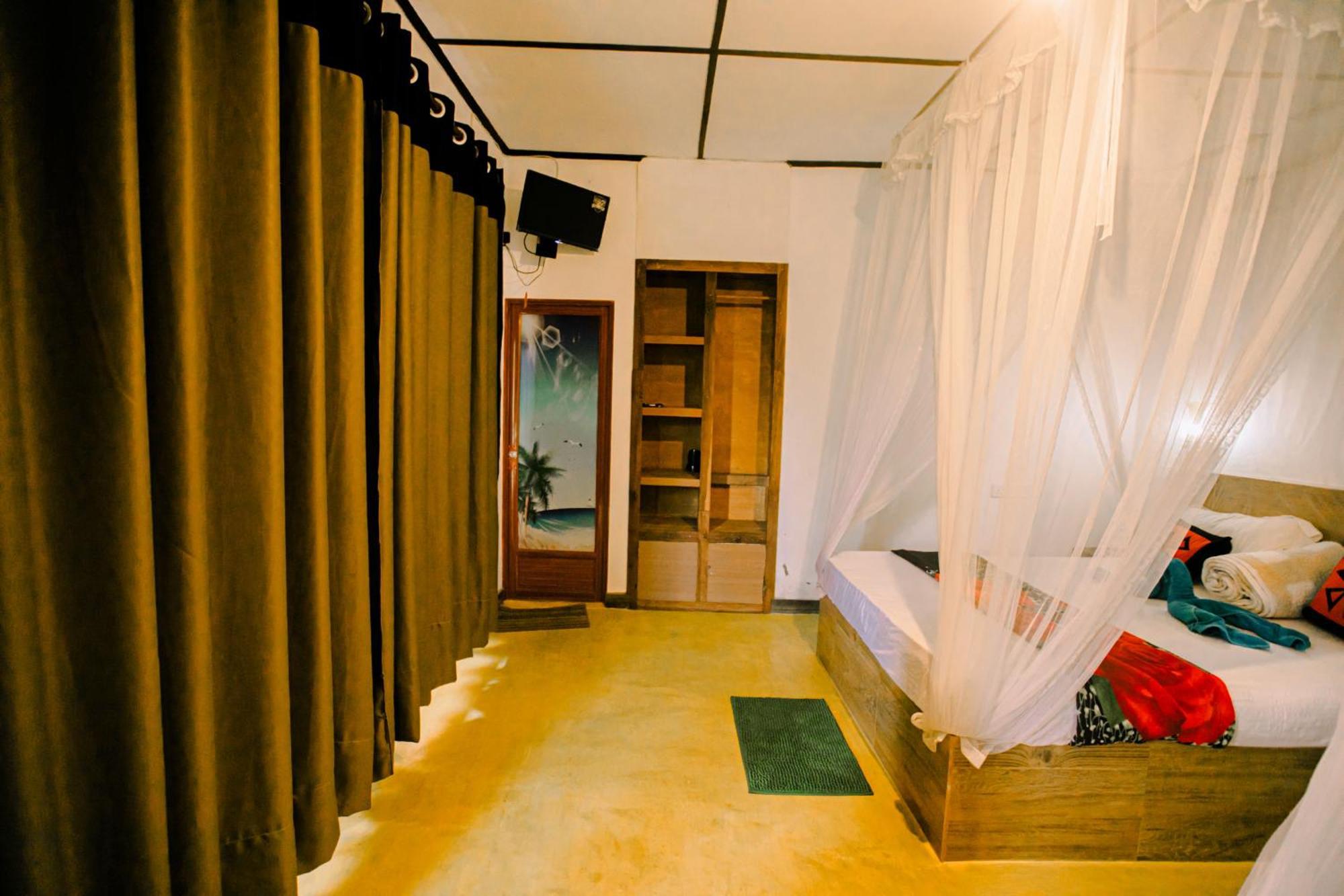 The Diary Hotel Ella Bagian luar foto